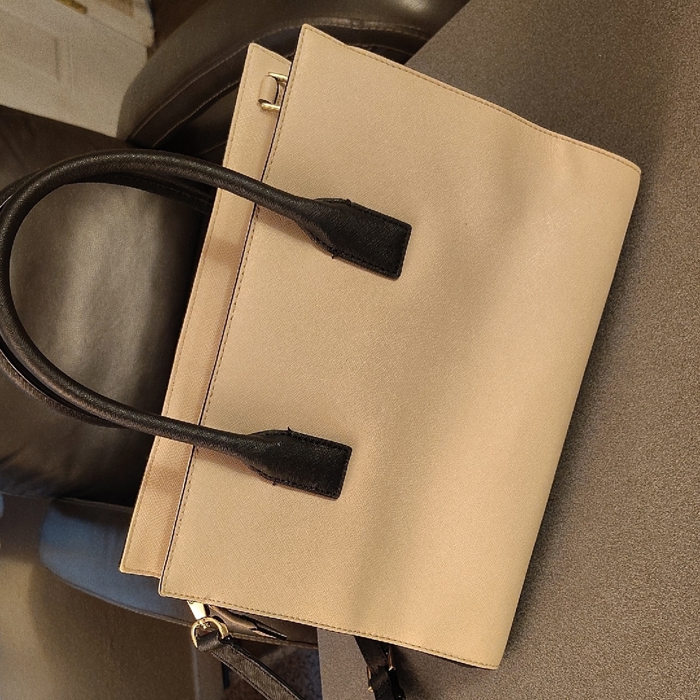 Kate Spade Black and White Satchel - Picture 11 of 16